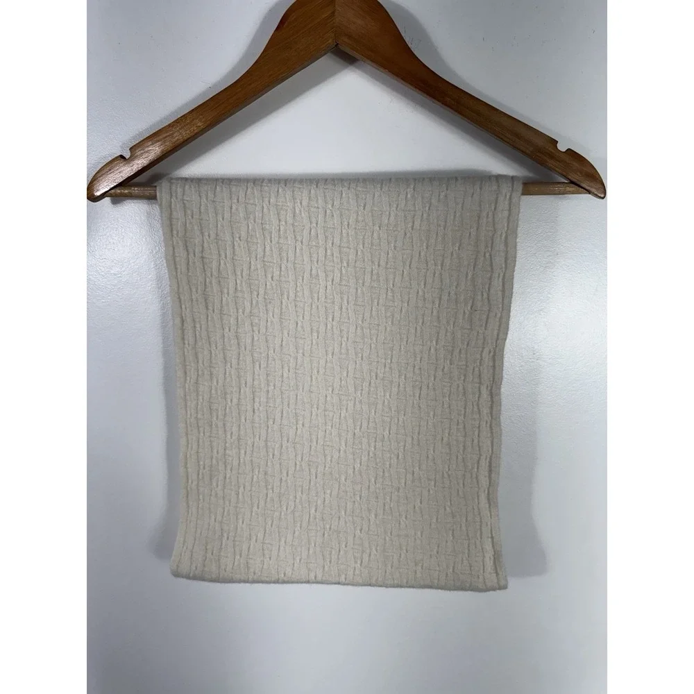 Falke Unisex One Size Ivory Textured Scarf